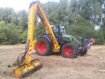 klepelmaaier aan arm